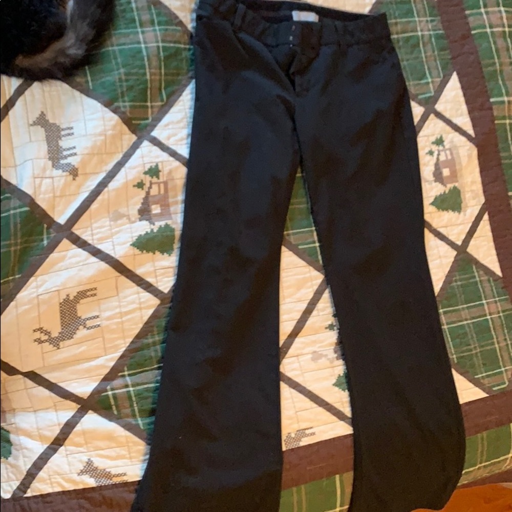 Size 8 Gap slacks.